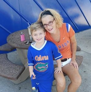 Meet your Posher, Lyndi